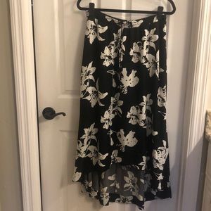 Banana Republic Flowy Skirt